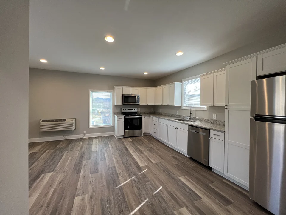 B5B2F85C-7063-4247-9D5C-C29344813C65