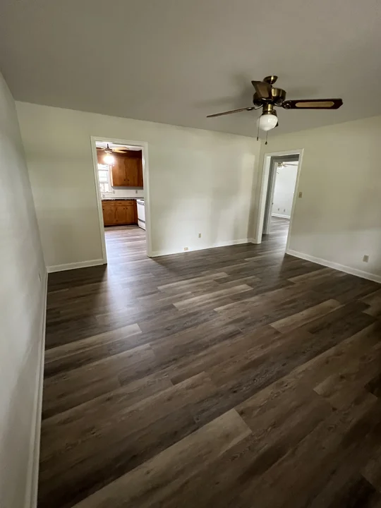 Lenoir St 6